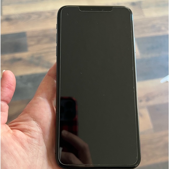 iPhone XS Max 256 GB - Picture 2 of 11